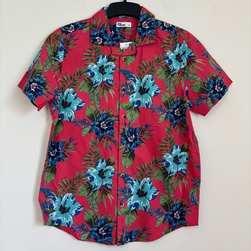 Epic Threads boy boho Hawaiian floral red blue short sleeve button up shirt L